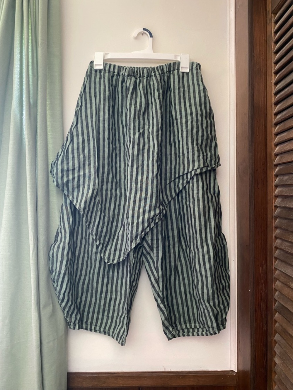 krista larson lotus pants